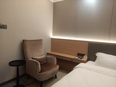 -南方毅源大酒店(广州番禺长隆南村万博地铁站店)