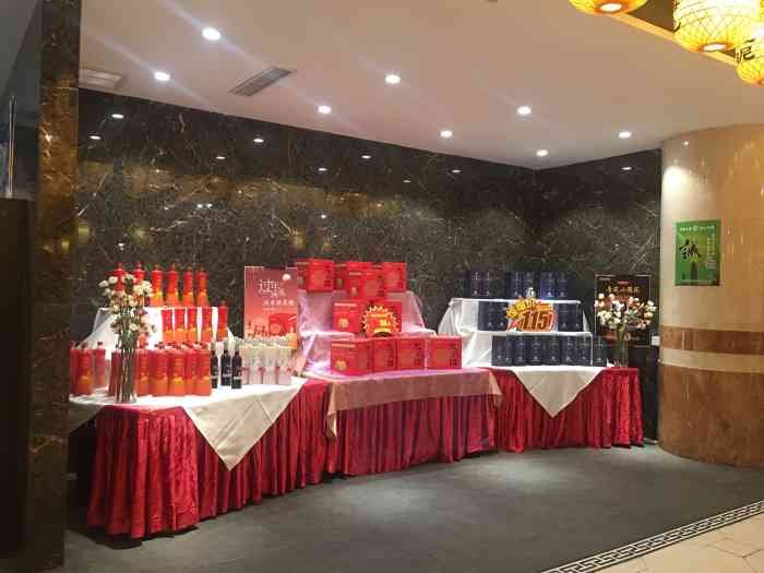 百姓渔村(月亮湾店)-"一下飞机就在这里吃饭,山西果然是吃面的好.