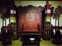 -香港大学
