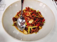 大炒黄牛肉-新李记 · 口味菜馆(南郊公园店)