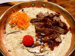 牛肉蘑菇烩饭-I HOLIC艾豪丽披萨(KKone店)