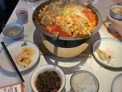 -鸣记脆皮烤鱼·海鲜烤鱼(三八广场店)