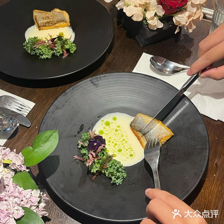 武汉的法餐厅已经美到next level啦‼️