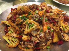 -鑫巴蜀小镇 · 水煮鱼专研店(玉桥店)