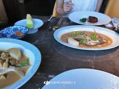 -新荣记(BFC外滩金融中心店)