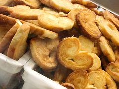 蝴蝶酥-上海哈尔滨食品厂(汇联商厦店)