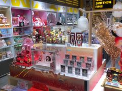 -泡泡玛特POPMART(上海环球港店)