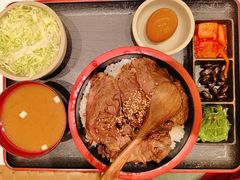 -牛邸·烧肉饭(来福士店)