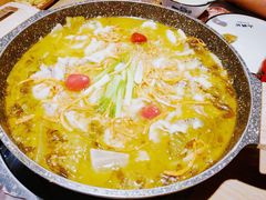 本味老坛酸菜鱼（中份）-山城外·非遗酸菜鱼(蜀都万达店)