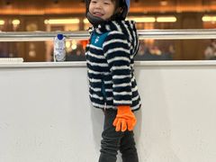 -冰纷万象滑冰场(深圳万象城店)