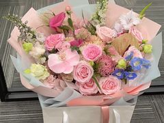 -艾比嘉尔轻奢花店·气球派对(长宁店)