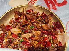 -肥肥虾庄·金牌油焖大虾(杨园滨江时代walk店)