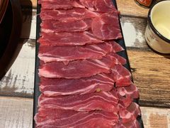 -虾弄弄海派小龙虾·牛羊蝎子火锅