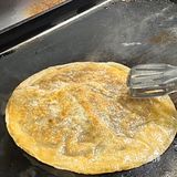 我真的会被西安回民街的牛肉饼圈粉……