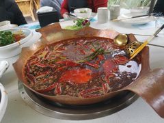 -墨居上隐·院子里火锅(峨眉店)