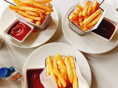 -WOLFGANG PUCK KITCHEN & BAR(迪士尼小镇店)