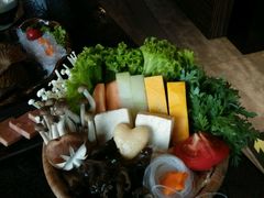 -湊湊火锅·茶憩(新中关购物中心店)