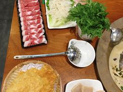 -云中鱼蒸汽石锅鱼(川沙百联店)