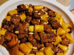 松子牛肉炒年糕-兔爸私家小厨(新北万达店)