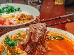 -粉八·云南米线·建水烧烤(常熟路店)