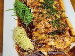 -有红鸡毛店·川菜(建设路店)