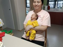 -爱贝尔高端月嫂(母婴护理)