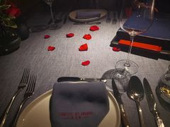 -弦月窗LUNETTE BY AMANDA(复兴路店)