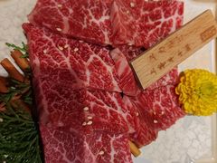 -山川小町·极番烧肉(新地假日广场店)