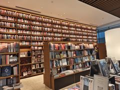 -茑屋书店(天目里店)