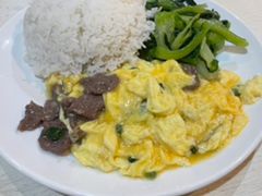 牛肉滑蛋盖浇饭-玲又珑美食(盘福路店)