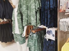 -优衣库(青岛伟东乐客城店)