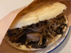 -烤鸭肉夹馍鸭汤店