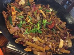 -富正毅三下锅·湘西韵味(天门山索道店)