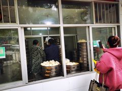 -洪记江鹰包行总店