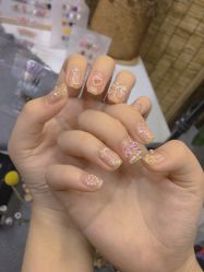 -兔兔妹款式美甲美睫