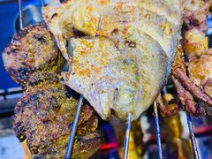 -黑门烤肉