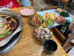 -周幺妹重庆老火锅(银泰城总店)