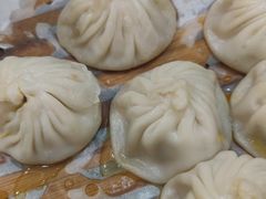 蟹粉小笼-光明邨大酒家(淮海路店)