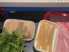 -钢管厂五区小郡肝串串香火锅(梅川路店)