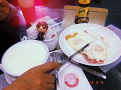 -义顺牛奶公司(庇利金街店)