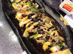 -無鱼鳞比