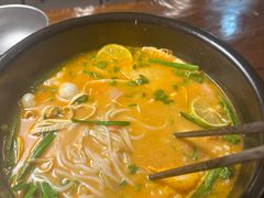-银米·云南传统过桥米线(双廊黑金冠店)