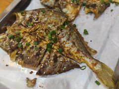 碳烤小黄鱼-洪大厨鸡煲(福田店)