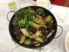 -乡土特色.冷锅鱼.牦牛肉汤锅