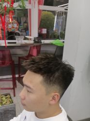 -D.G造型·烫发染发接发