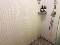 -全季酒店(郑州建设路碧沙岗地铁站店)