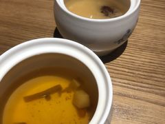银耳百合炖雪梨-京采烤鸭清真餐厅(金桥店)