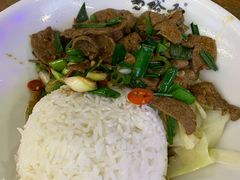 爆炒猪肝盖码饭-易裕和·长沙米粉(竹塘西路店)