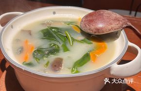Clear Soup with Xiapu Seaweed Sprouts