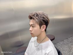 -Tloml salon